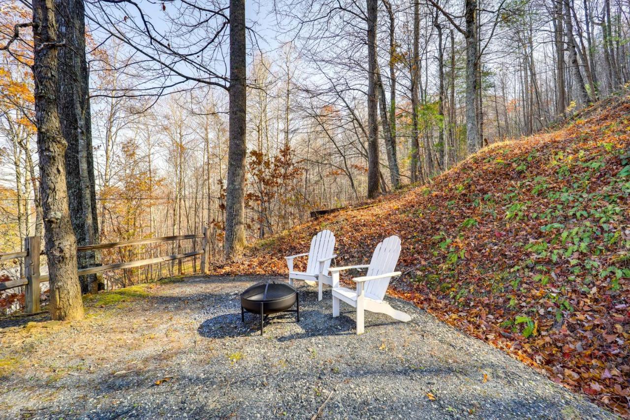 Pet-Friendly Spruce Pine Cabin With Private Fire Pit Exterior foto