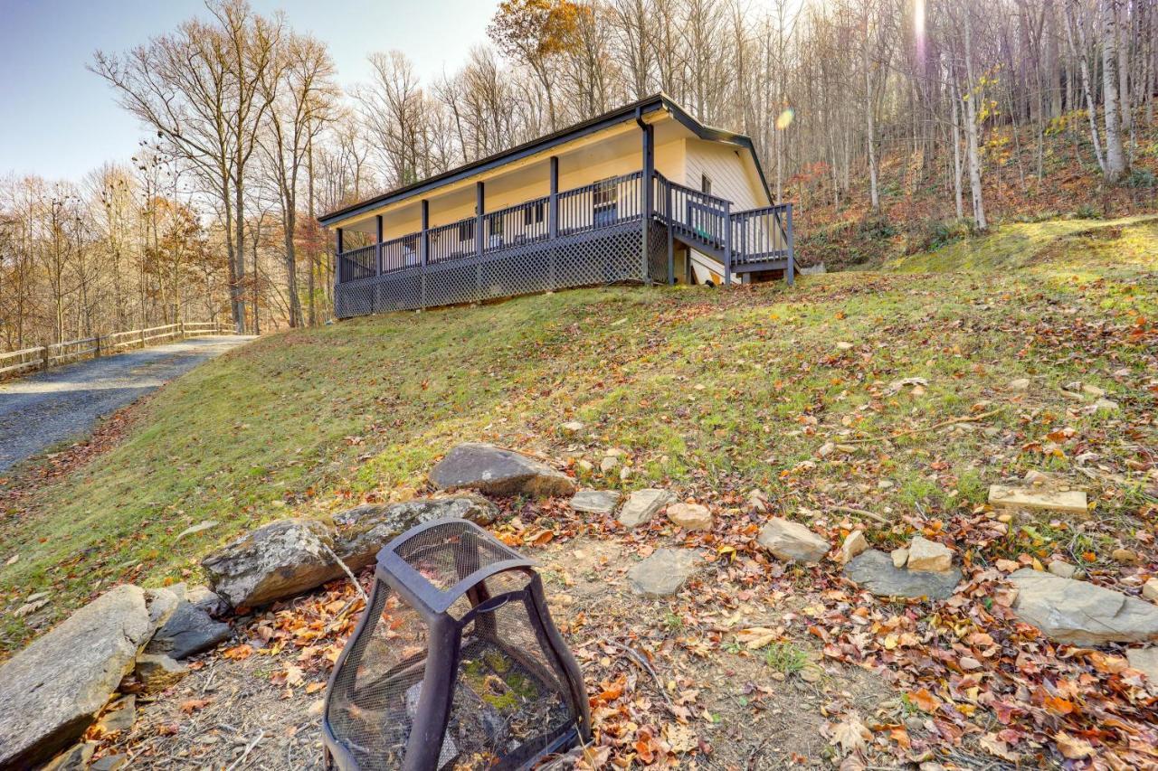 Pet-Friendly Spruce Pine Cabin With Private Fire Pit Exterior foto