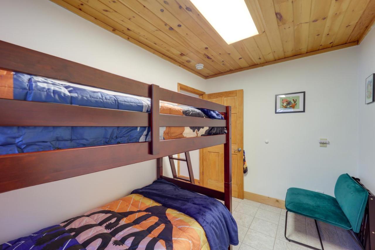 Pet-Friendly Spruce Pine Cabin With Private Fire Pit Exterior foto