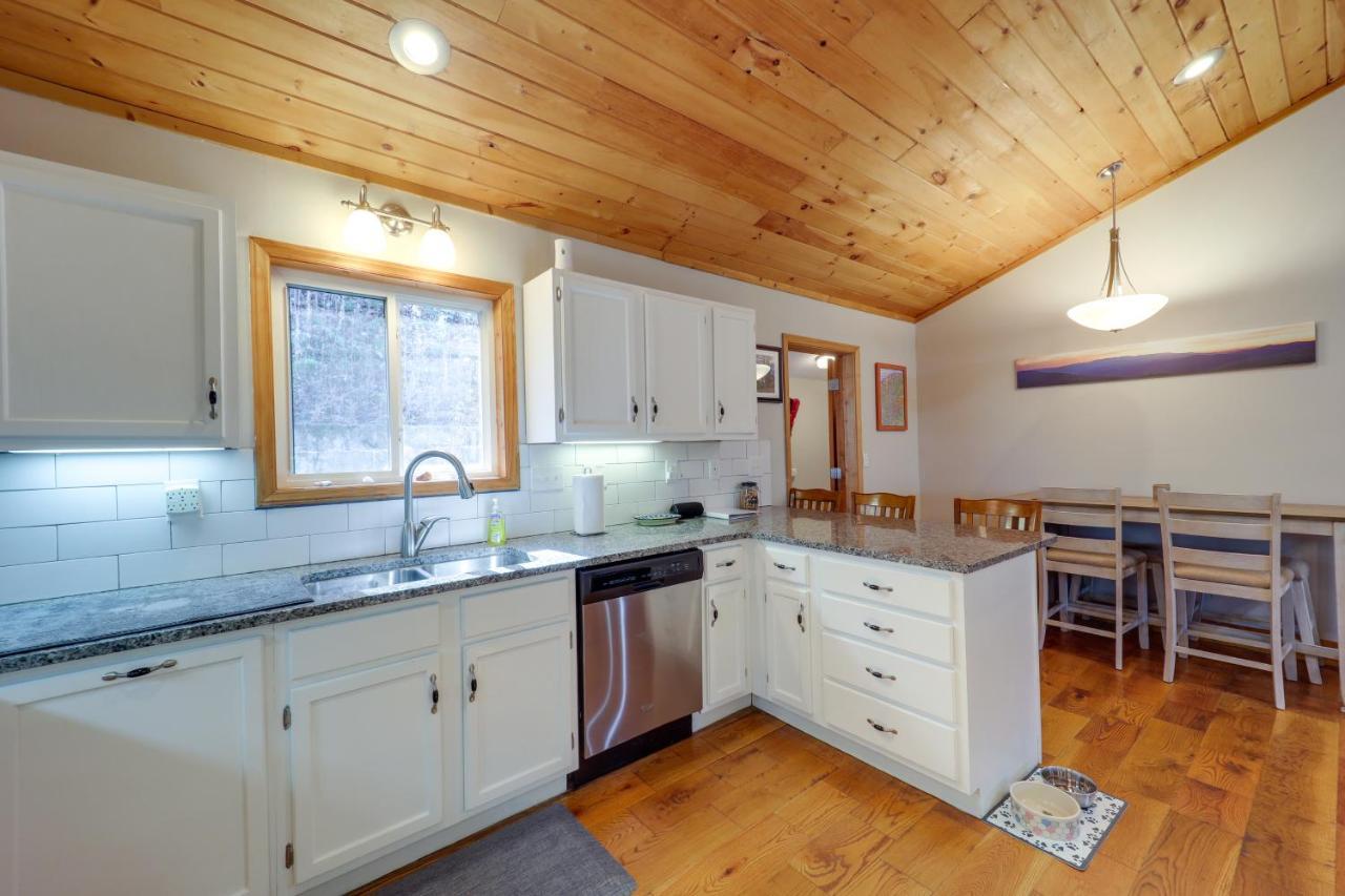 Pet-Friendly Spruce Pine Cabin With Private Fire Pit Exterior foto